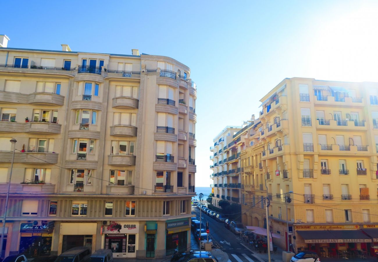 Apartment in Nice - N&J - CARDELINE TERRASSE - Very close sea