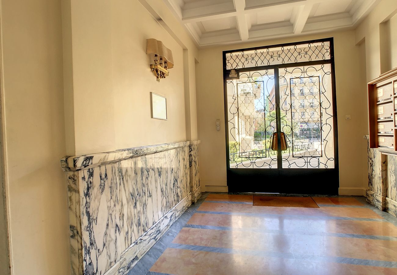 Apartment in Nice - METROPOLE - MOBILITY LEASE FROM 1 TO 10 MONTHS