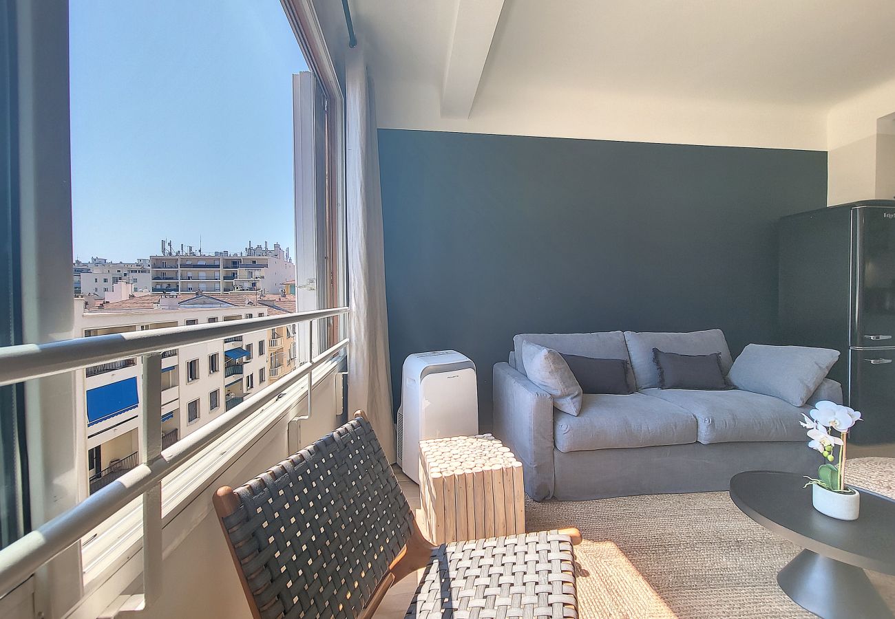 Apartment in Nice - N&J - BLUE PEARL - Port - Close Old Town