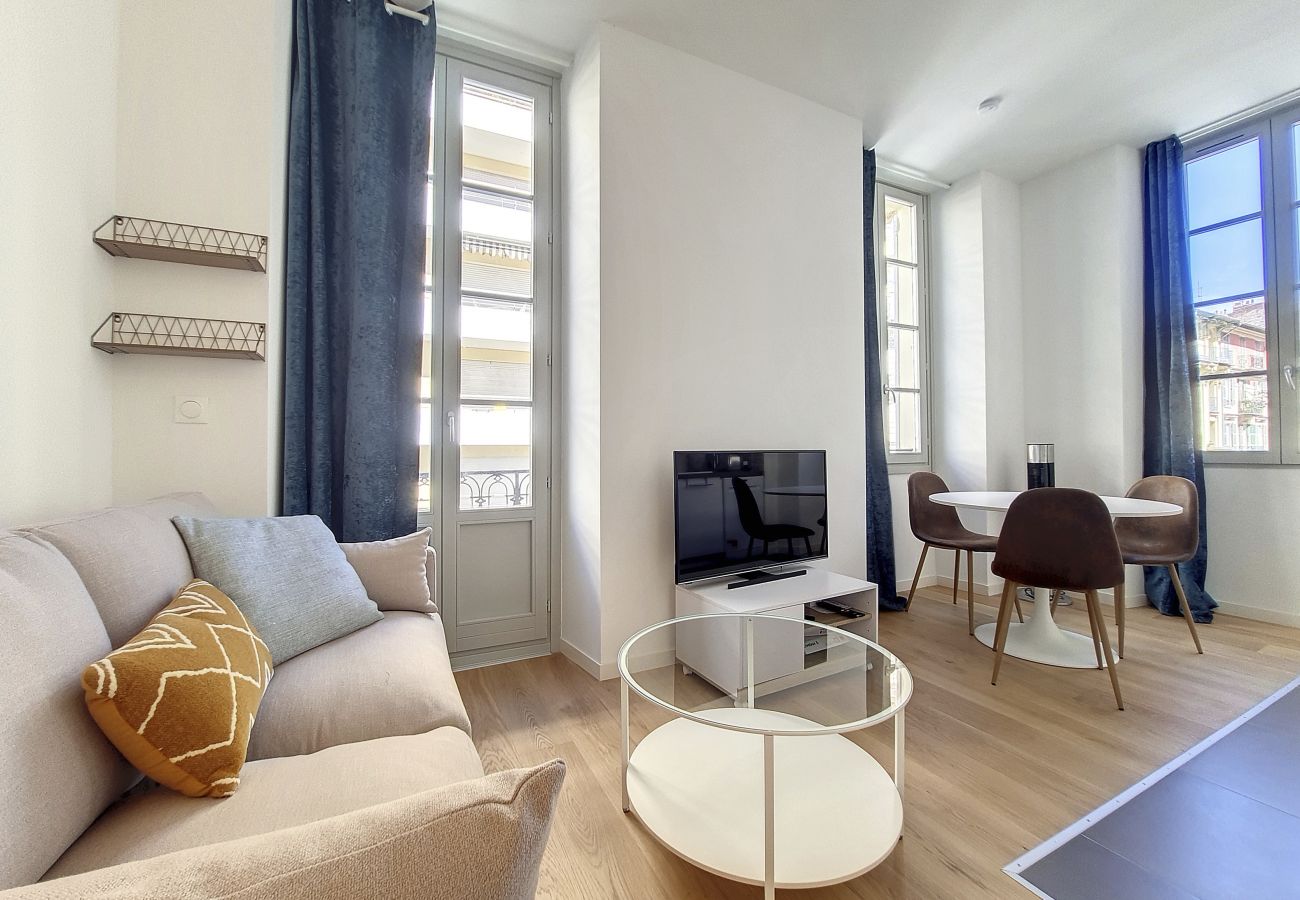 Apartment in Nice - FLEUR D'ORANGER – MOBILITY LEASE FROM 1 TO 10 MONTHS