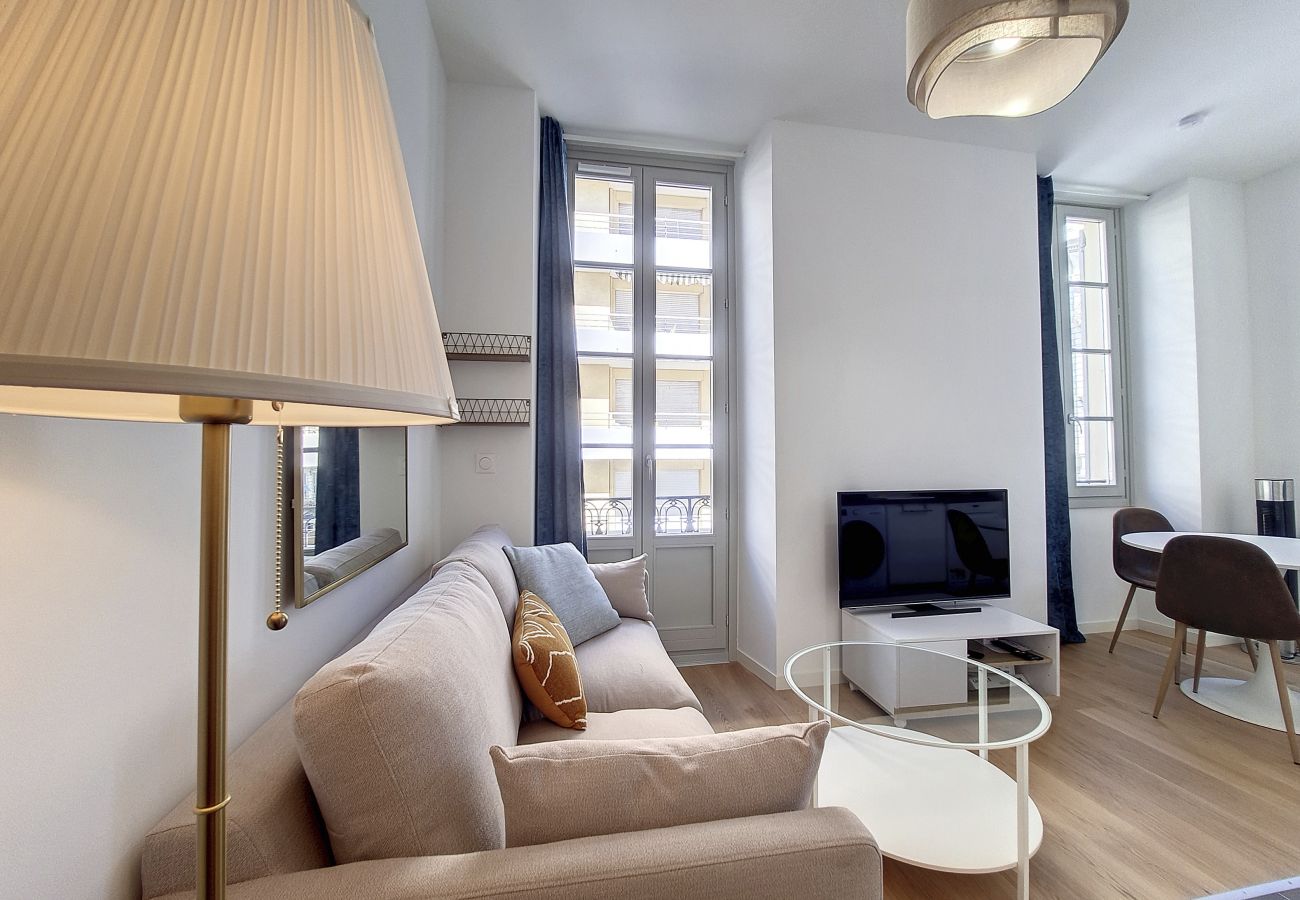 Apartment in Nice - FLEUR D'ORANGER – MOBILITY LEASE FROM 1 TO 10 MONTHS