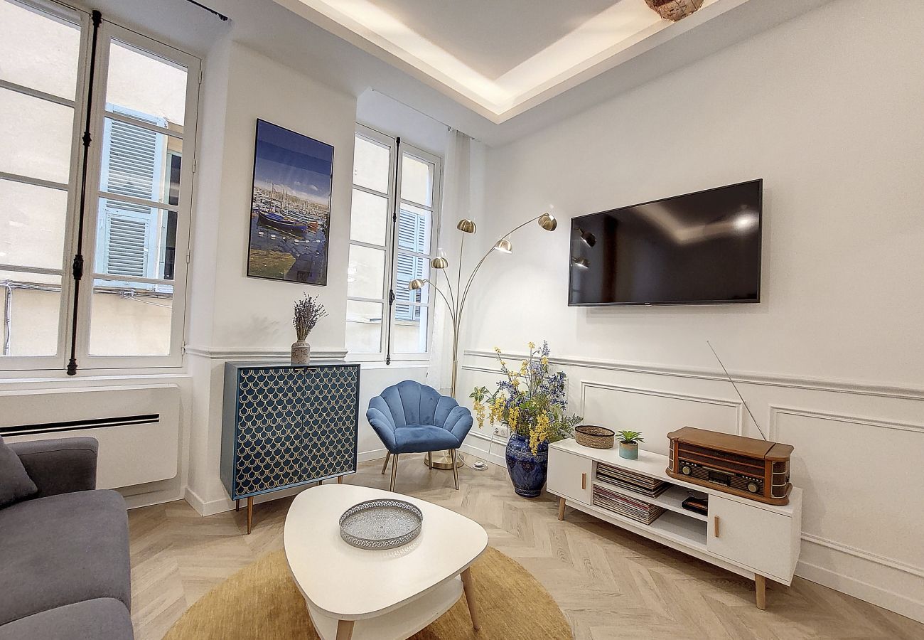 Apartment in Nice - AZUR ROSSETTI- MOBILITY LEASE FROM 1 TO 10 MONTHS