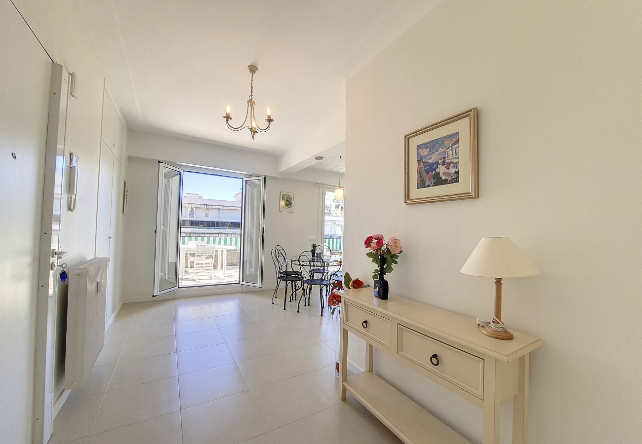 Apartment in Nice - MONT BLANC - MOBILITY LEASE FROM 1 TO 10 MONTHS