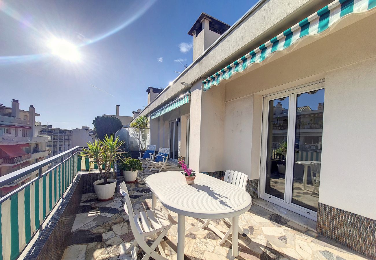 Apartment in Nice - MONT BLANC - MOBILITY LEASE FROM 1 TO 10 MONTHS