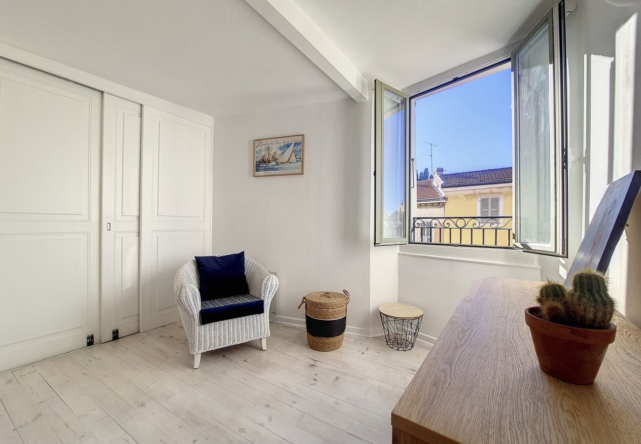 Apartment in Nice - N&J - BONAPARTE - Near Port-Garibaldi