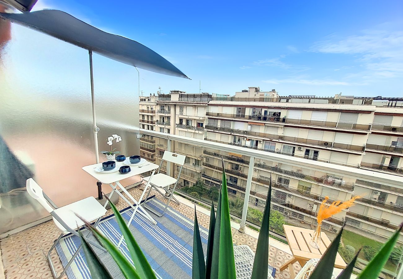 Studio in Nice - N&J - LIFESTYLE - Balcony - Modern 