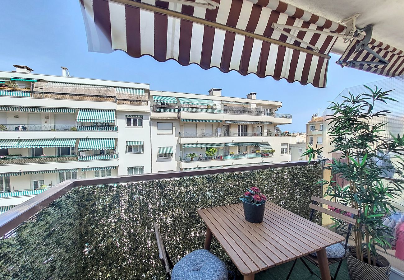 Apartment in Nice - New! N&J - AZUR ESCAPE - Terrasse - Central