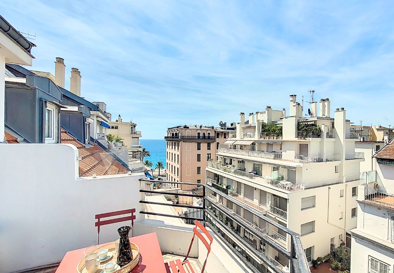 Appartement à Nice - VICTORINE TERRASSE  – BAIL MOBILITE ENTRE 1 ET 10 MOIS