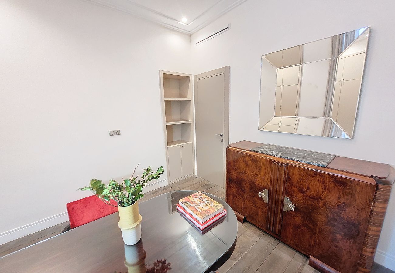 Appartement à Nice - N&J  - VICTOIRE - Central - Très proche mer 