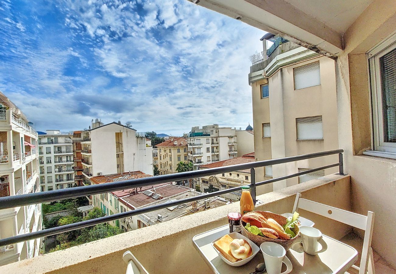 Appartement à Nice - N&J - LE GABRIEL - Central - Très proche mer 